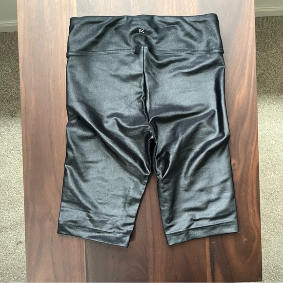 Koral Densonic High Rise Infinity Bike Short in Black Size Small - Picture 4 of 6